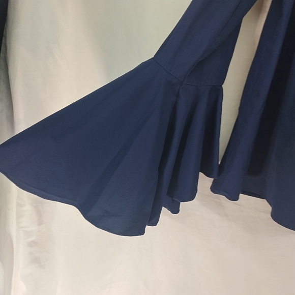 Soprano bell sleeve blouse sz small - Picture 3 of 5